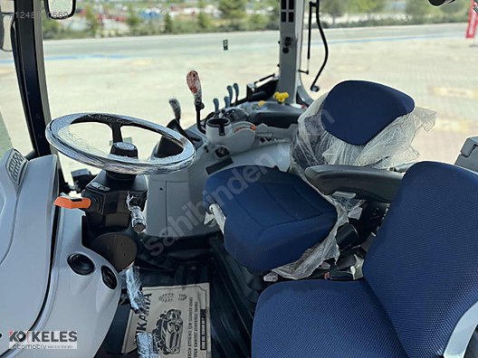 Machinery / Agricultural Machines / Tractors / New Holland / TR6.160S