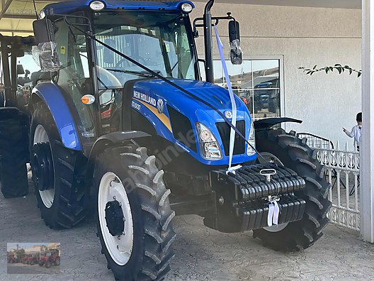 Machinery / Agricultural Machines / Tractors / New Holland / TD100D