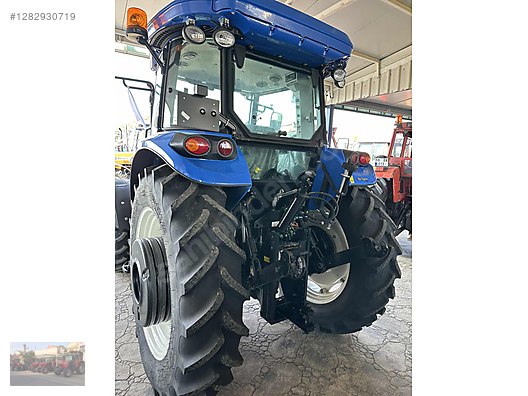 Machinery / Agricultural Machines / Tractors / New Holland / TD100D