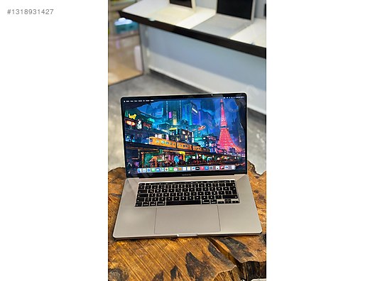 Apple Macbook / YÜKSEK ÖZELLİKLERDE MACBOOK PRO İ9 16'' İNÇ 32 RAM