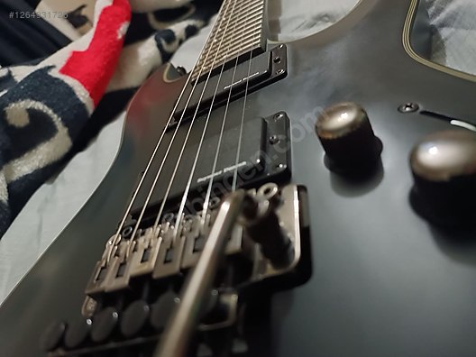 Schecter Elektro Gitar