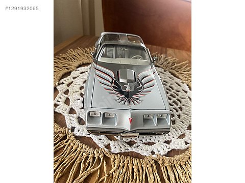 Yatming Diecast Model 1:18 Pontiac Araba - 1291932065
