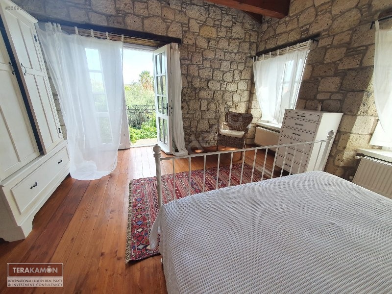 İzmir Çeşme Alaçatı Satılık Taş Ev Satılık Villa İlanları sahibinden