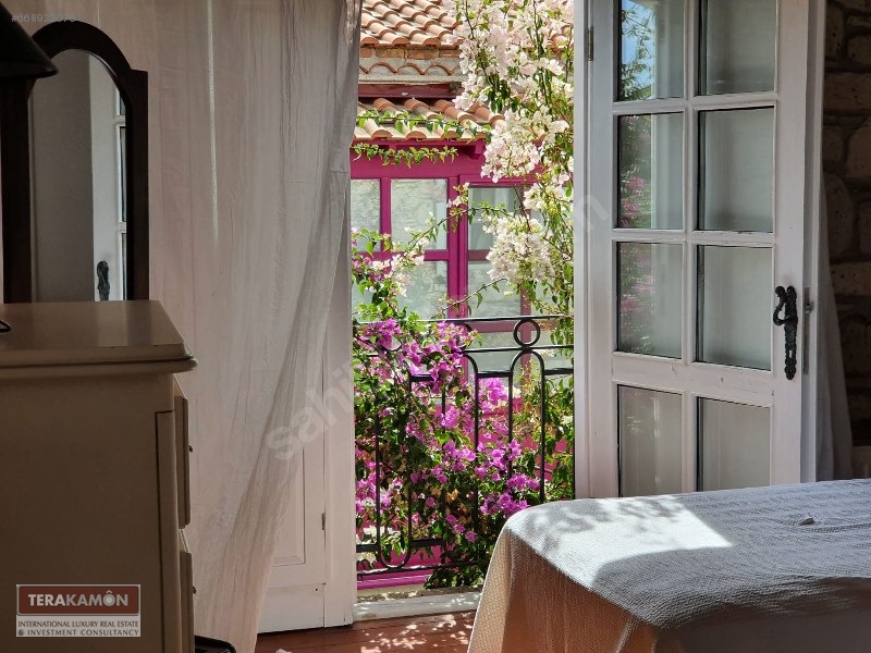 İzmir Çeşme Alaçatı Satılık Taş Ev Satılık Villa İlanları sahibinden
