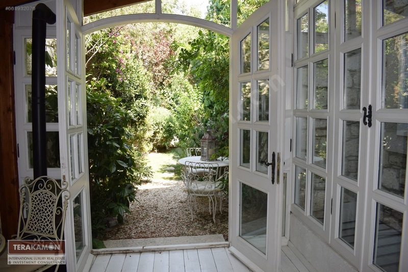 İzmir Çeşme Alaçatı Satılık Taş Ev Satılık Villa İlanları sahibinden