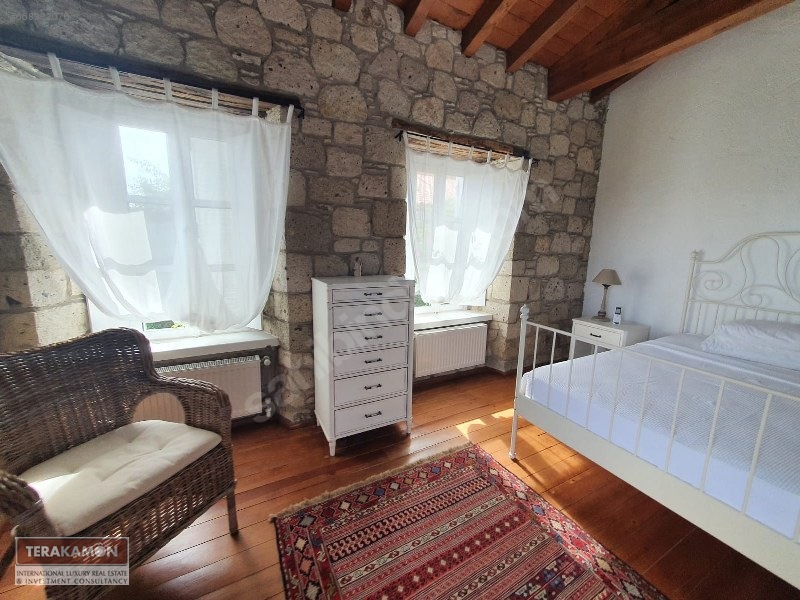 İzmir Çeşme Alaçatı Satılık Taş Ev Satılık Villa İlanları sahibinden