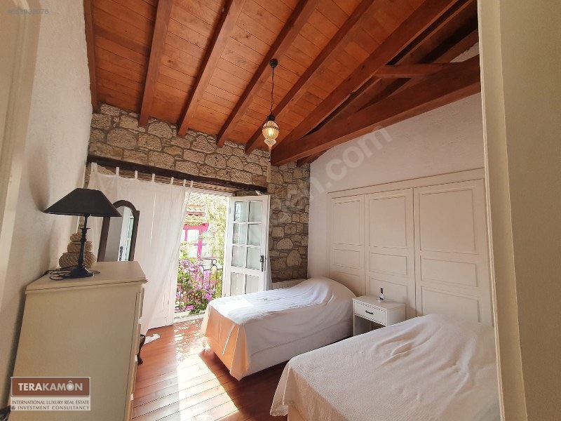 İzmir Çeşme Alaçatı Satılık Taş Ev Satılık Villa İlanları sahibinden