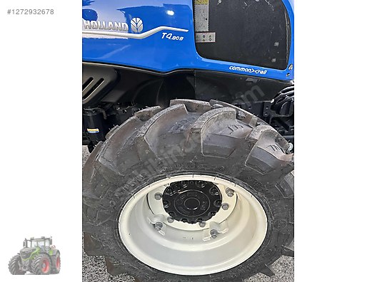 Machinery / Agricultural Machines / Tractors / New Holland / T4.80B