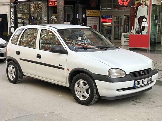 Opel Corsa 1 4 Gls Acill Sahibinden Sifir Motor Bakimli At Sahibinden Com