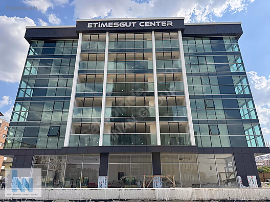 ETİMESGUT CENTER'DA SATILIK 90 M² SIFIR LÜKS OFİS ÖN CEPHE