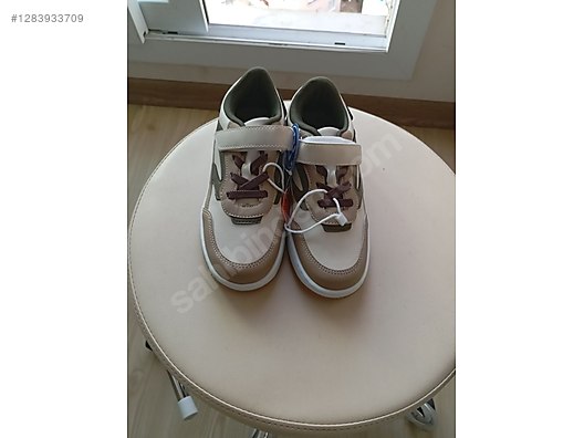 İkinci El ve Sıfır Alışveriş / Giyim & Aksesuar / Çocuk Giyim / Ayakkabı