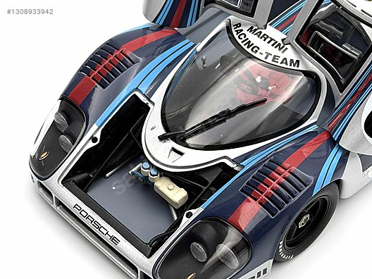Autoart Diecast Model 1:18 Porsche Araba - 1308933942
