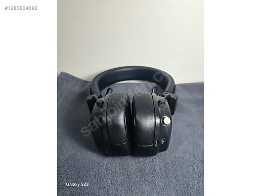 Used & Brand New Items / Cell Phones & Accessories / Accessories / Bluetooth Headphones