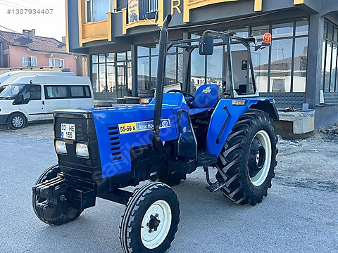 【中古】 ダンシング・ファイア！ New Holland / 55-56s / 2009 MODEL 5556 S ORJİNAL BOYA ÇOK TEMİZ