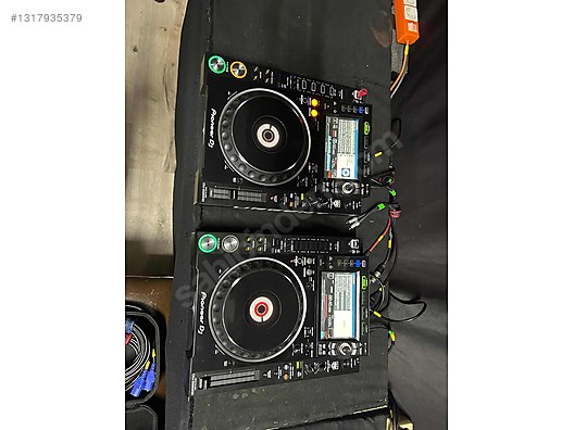Pioneer CDJ-2000 2台セット（ハードケース付） Pioneer CDJ 2000 NXS-2 Player 2 Adet Hardcase Dahil sahibinden