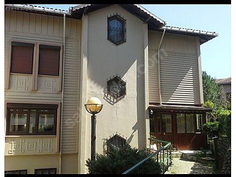 BAHÇEŞEHİR DE MÜSTAKİL EV Satılık Villa İlanları