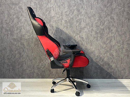 Used & Brand New Items / Gaming & Gamers Exclusive / Gaming Equipment / Gaming Chair