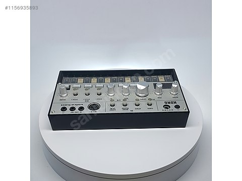 Korg volca sale bass synthesizer