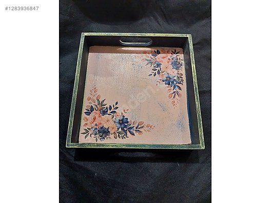 Used & Brand New Items / Home Decor / Kitchen Utensils / Plates, Bowls & Trays