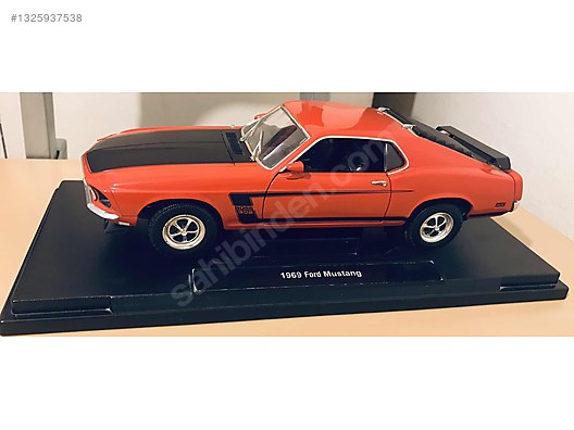Welly Diecast Model 1:18 Ford Araba - 1325937538