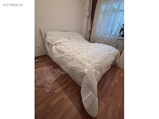 Used & Brand New Items / Home Decor / Home Textiles / Bedspread