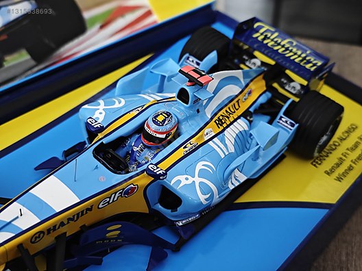 Minichamps Diecast Model 1:18 Renault Araba - 1315938693