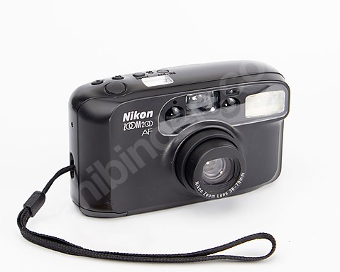 Nikon Zoom 200 AF 35mm Kompakt Filmli Fotoğraf Makinesi