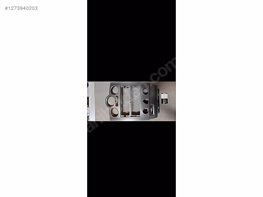 8200155835 RENAULT Radyo Çerçevesi Megane 2 Gri Petekli 8200155835-8200491109 OEM 8200155835 Oto Mavili