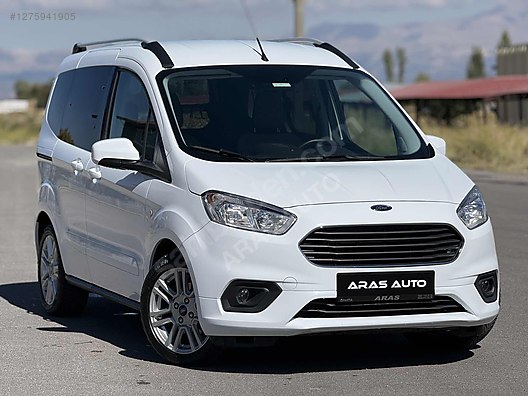 Vasıta / Minivan & Panelvan / Ford / Tourneo Courier / 1.0 EcoBoost Titanium