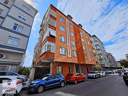 KAYNARCA MARMARAYIN YANINDA 130 M2 BALKONLU 3+1 DAİRE #1280942337