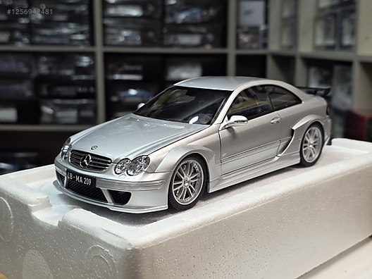 Kyosho Diecast Model 1:18 Mercedes Benz Araba - 1256942481