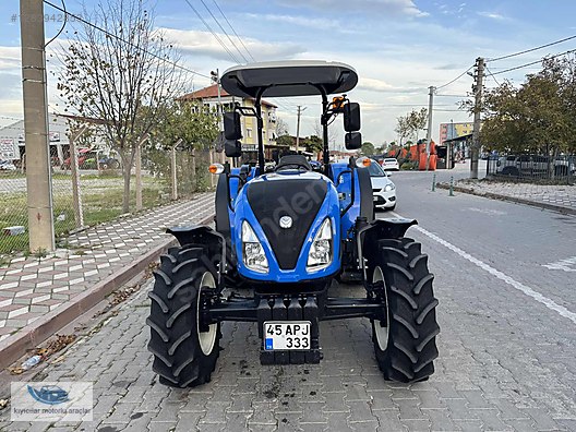 Machinery / Agricultural Machines / Tractors / New Holland / TT60 Classic
