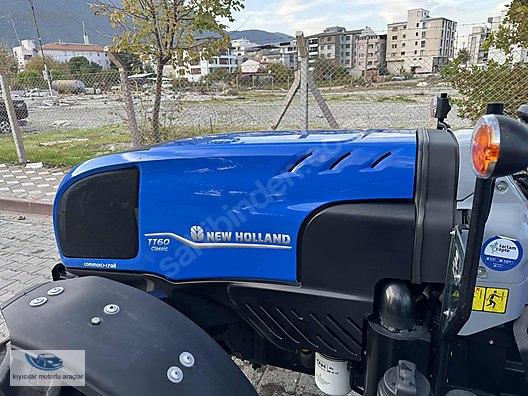 Machinery / Agricultural Machines / Tractors / New Holland / TT60 Classic