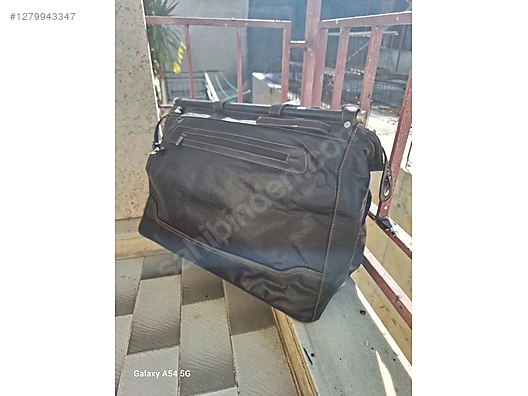 Used & Brand New Items / Clothing & Accessories / Suitcases & Luggage / Single