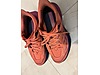Used & Brand New Items / Clothing & Accessories / Women / Shoes / Sneakers