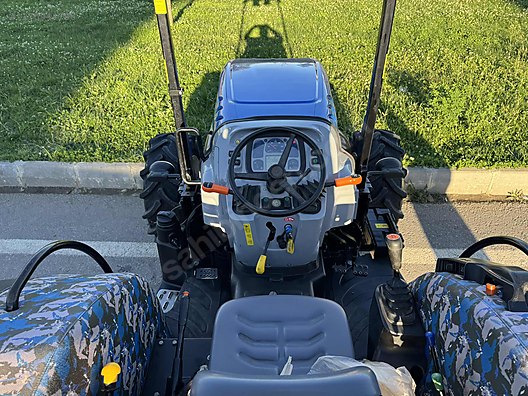 İş Makineleri & Sanayi / Tarım Makineleri / Traktör / New Holland / T3.75B