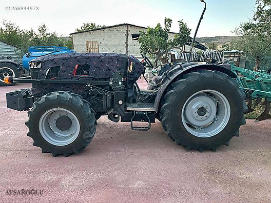 Machinery / Agricultural Machines / Tractors / Massey Ferguson / 3FR.75