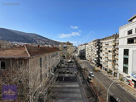 ALTIPARMAK CADDE ÜZERİNDE ARA KAT KÖŞE 3+1 SATILIK DAİRE