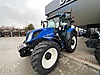 Machinery / Agricultural Machines / Tractors / New Holland / T5.140