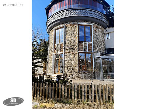 Sarıyer Zekeriyaköy Çarşıda 700 m2 Kiralık İşyeri
