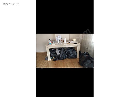 Used & Brand New Items / Home Decor / Furniture / Den & Living Room / Sofa Beds, Couches