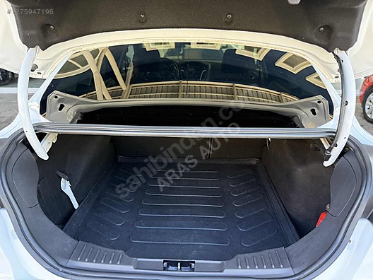 Vasıta / Otomobil / Ford / Focus / 1.6 Ti-VCT / Style