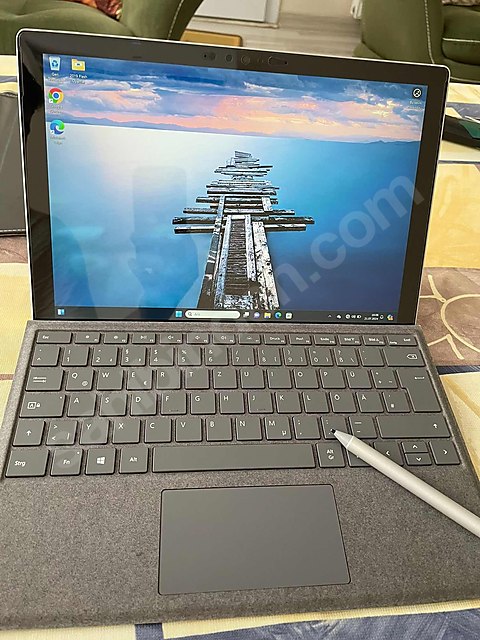 Microsoft Surface Pro 7