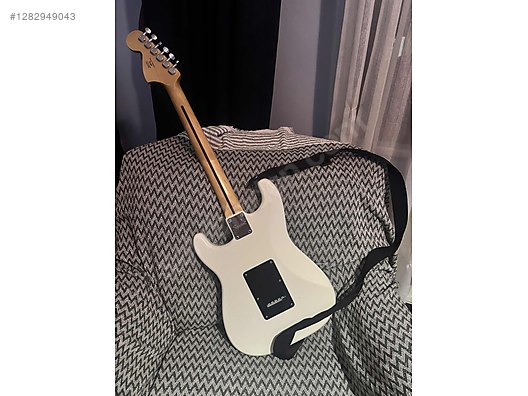 İkinci El ve Sıfır Alışveriş / Müzik / Müzik Aletleri / Telli Çalgılar / Gitar / Elektro