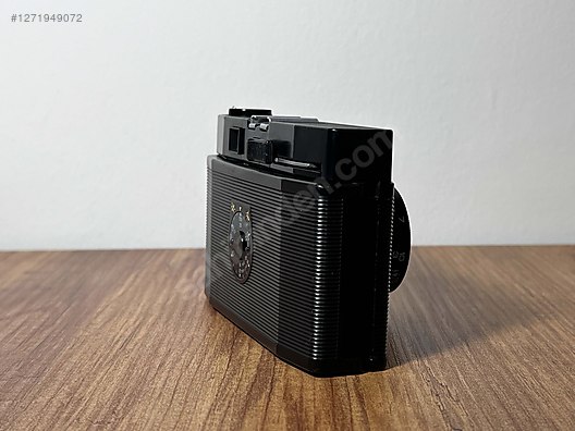 Used & Brand New Items / Cameras & Photographic Equipment / Analogue Film Cameras / 35 mm Film Cameras / Lomo