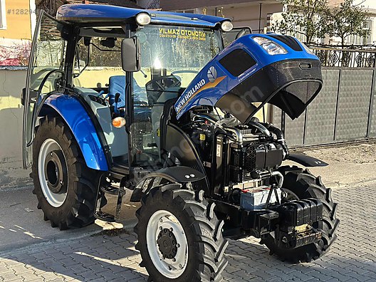 Machinery / Agricultural Machines / Tractors / New Holland / TT4.50