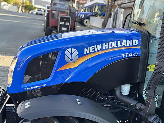 Machinery / Agricultural Machines / Tractors / New Holland / TT4.50