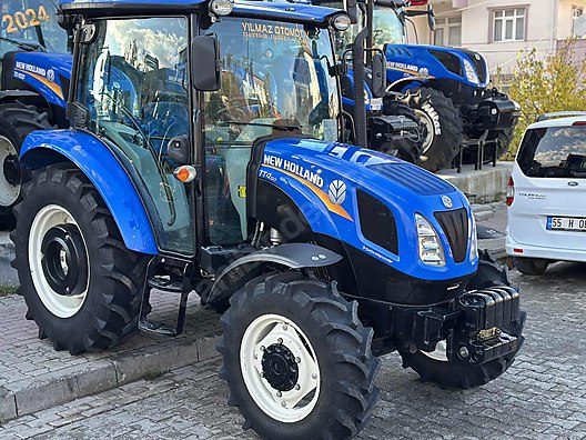 Machinery / Agricultural Machines / Tractors / New Holland / TT4.50