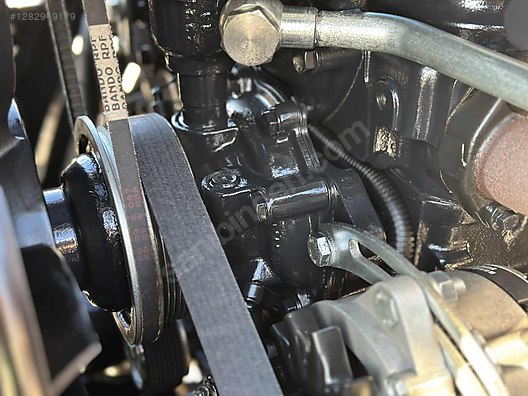 Machinery / Agricultural Machines / Tractors / New Holland / TT4.50