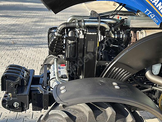 Machinery / Agricultural Machines / Tractors / New Holland / TT4.50